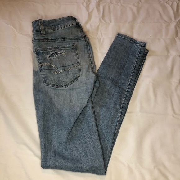 Hi-Rise Ripped Jeggings - Picture 8 of 15